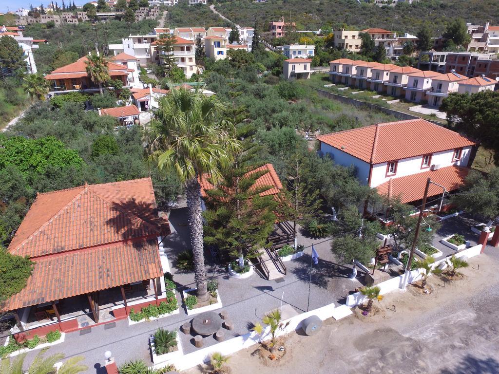 Studios Resbithas Gíthio Kültér fotó